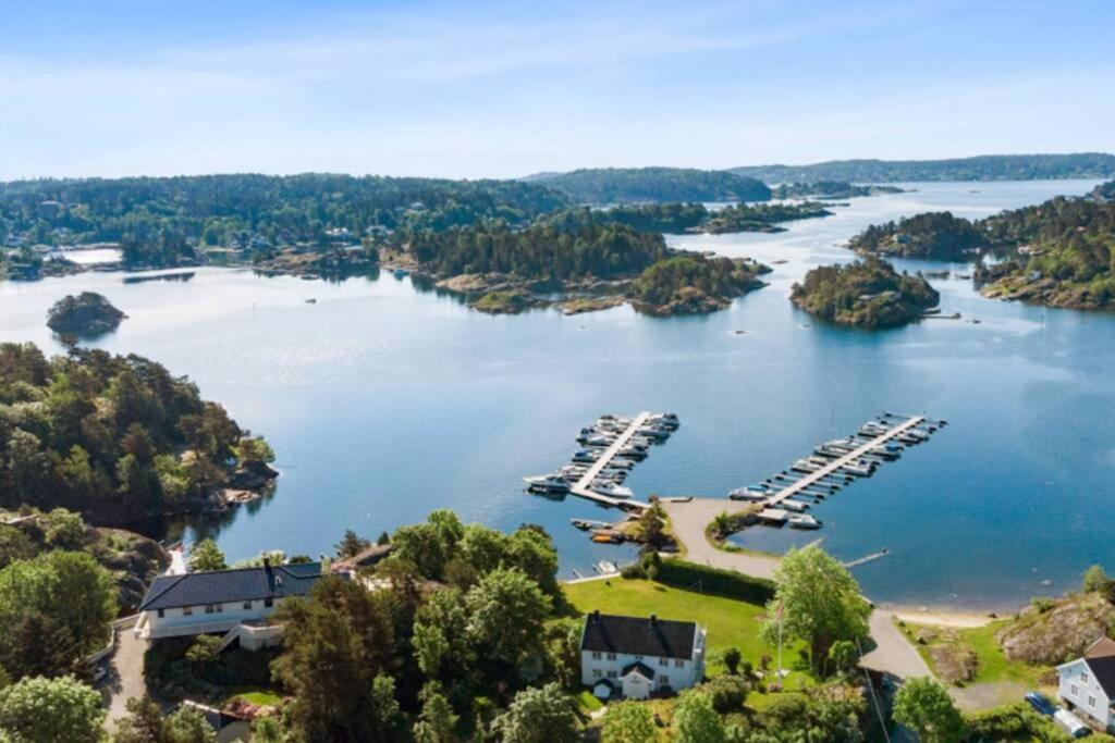 Cozy Cottage Close To Idyllic Archipelago With Additional Building If Booked For More Than 2 People Eydehavn Exterior foto